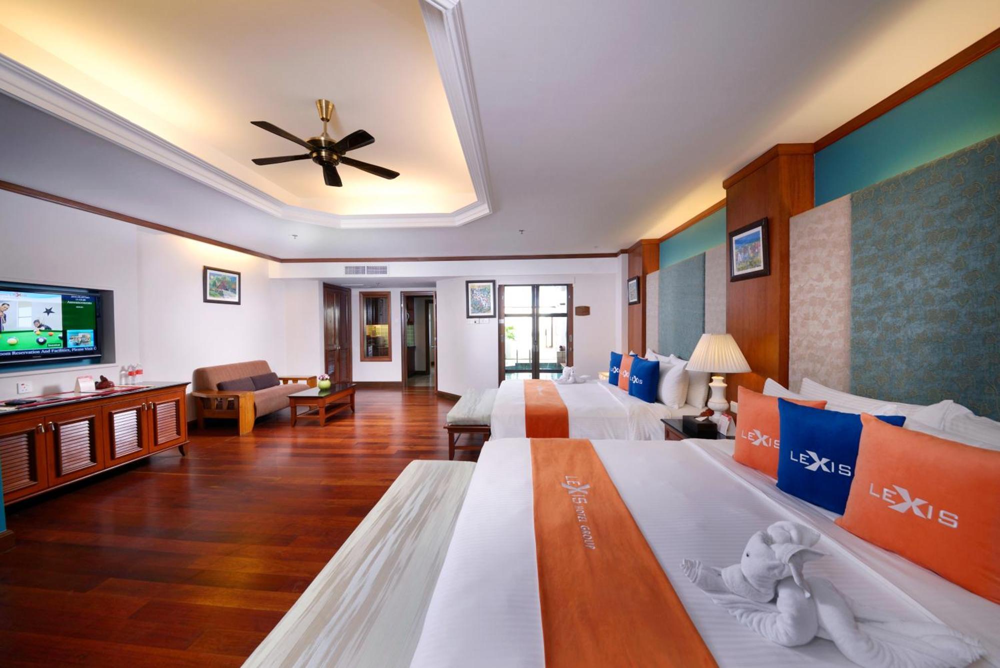 Grand Lexis Port Dickson Hotel Exterior photo A suite at the Le Méridien Phuket Resort & Spa